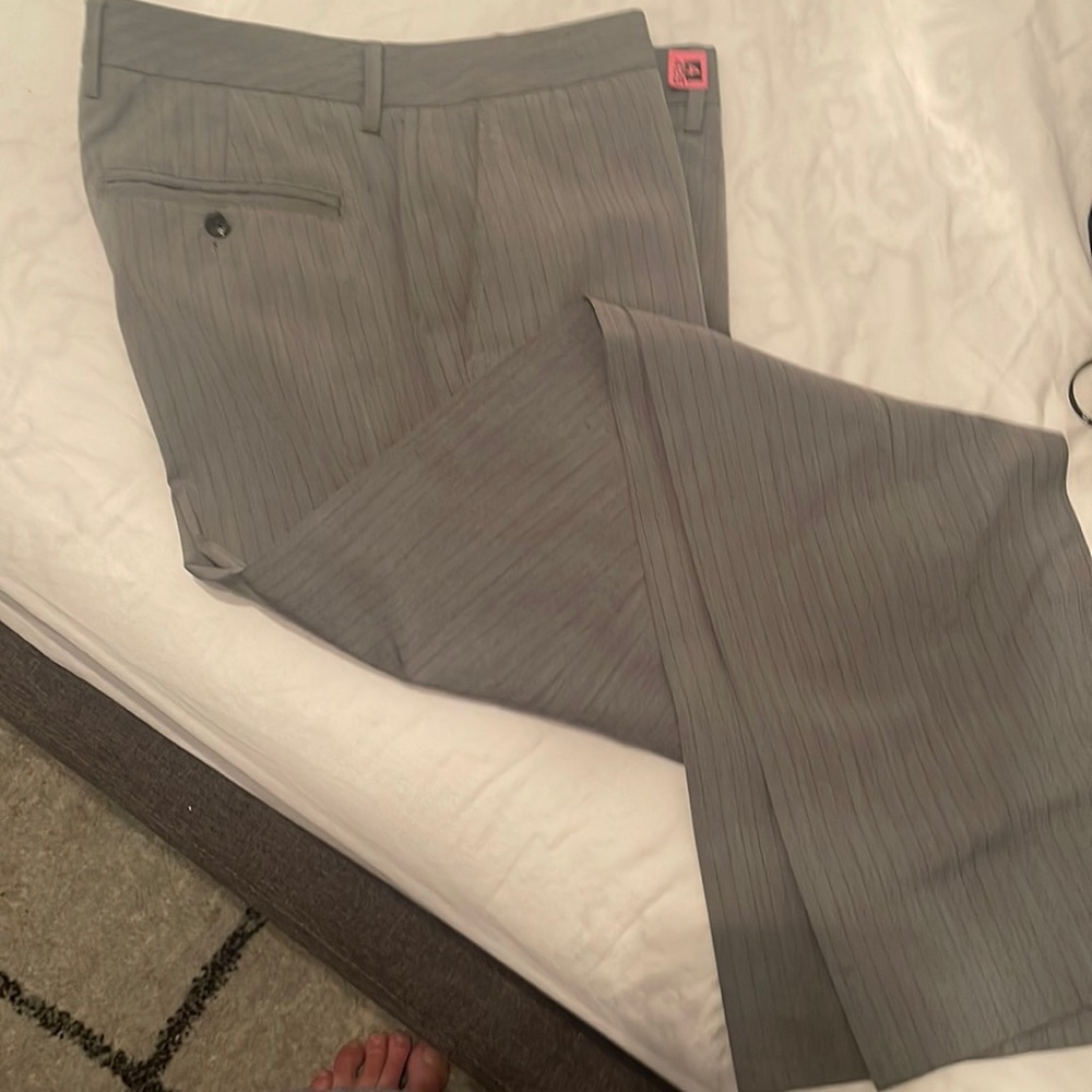 Kenneth Cole Reaction Light Gray Dress Pants